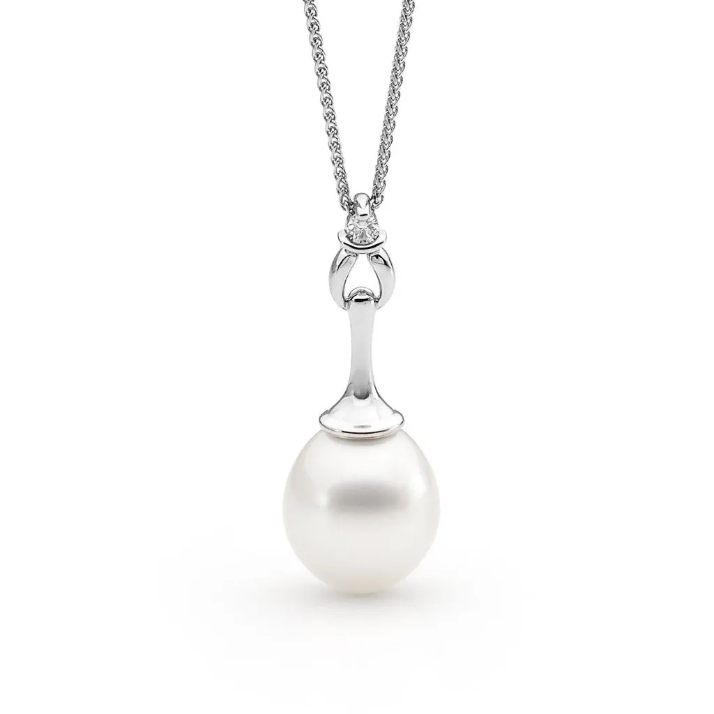 18ct White and Yellow Gold Pearl & Diamond Pendant