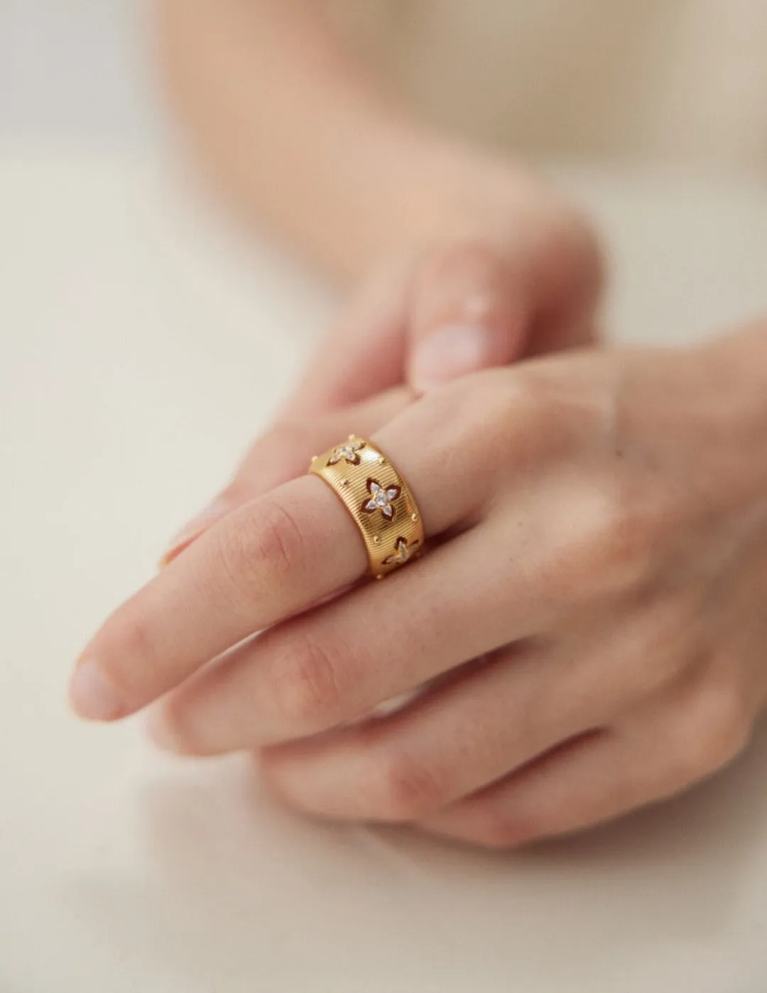 Gold Sterling Silver Simple Zircon Rings