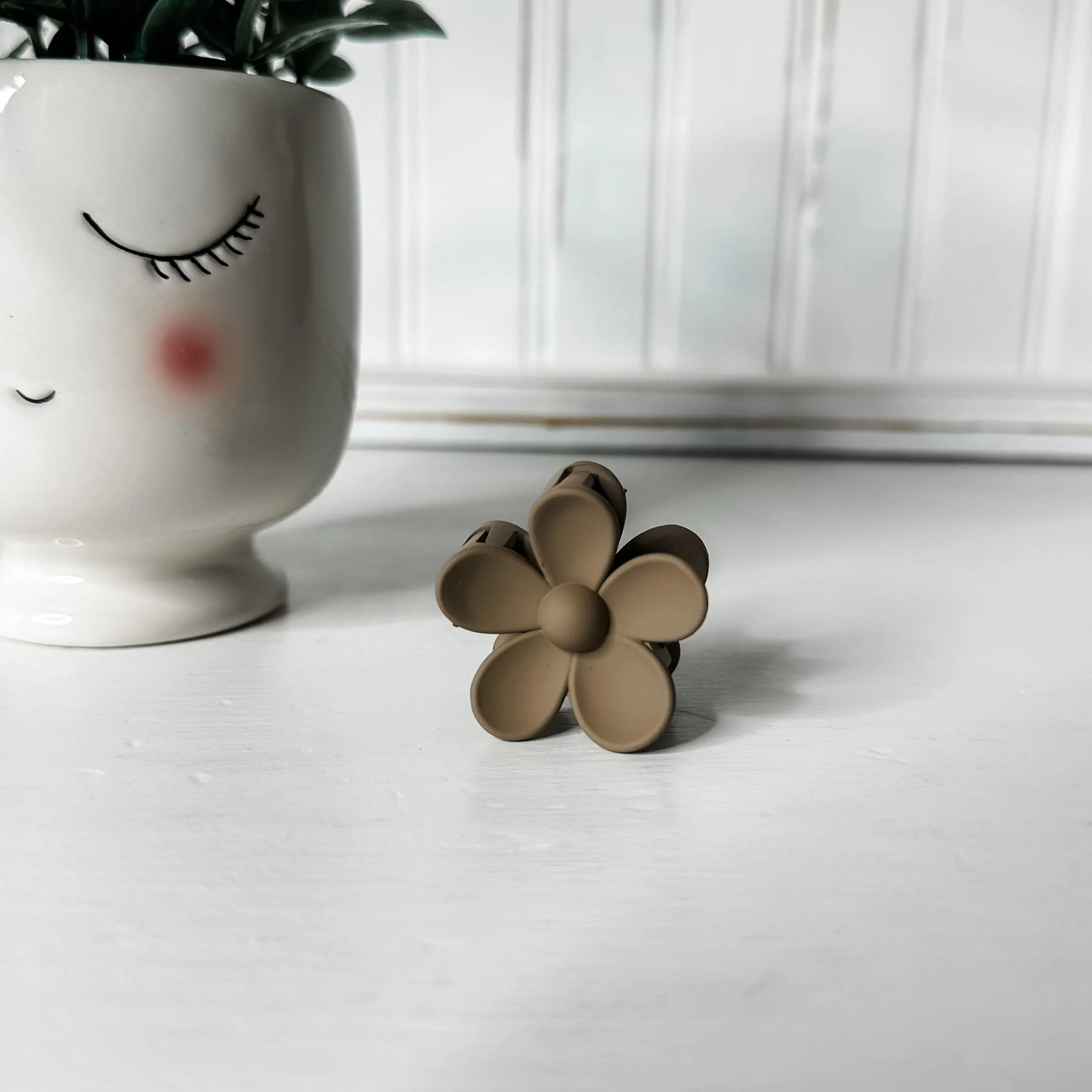 Mini Crazy Daisy Claw Hairclip