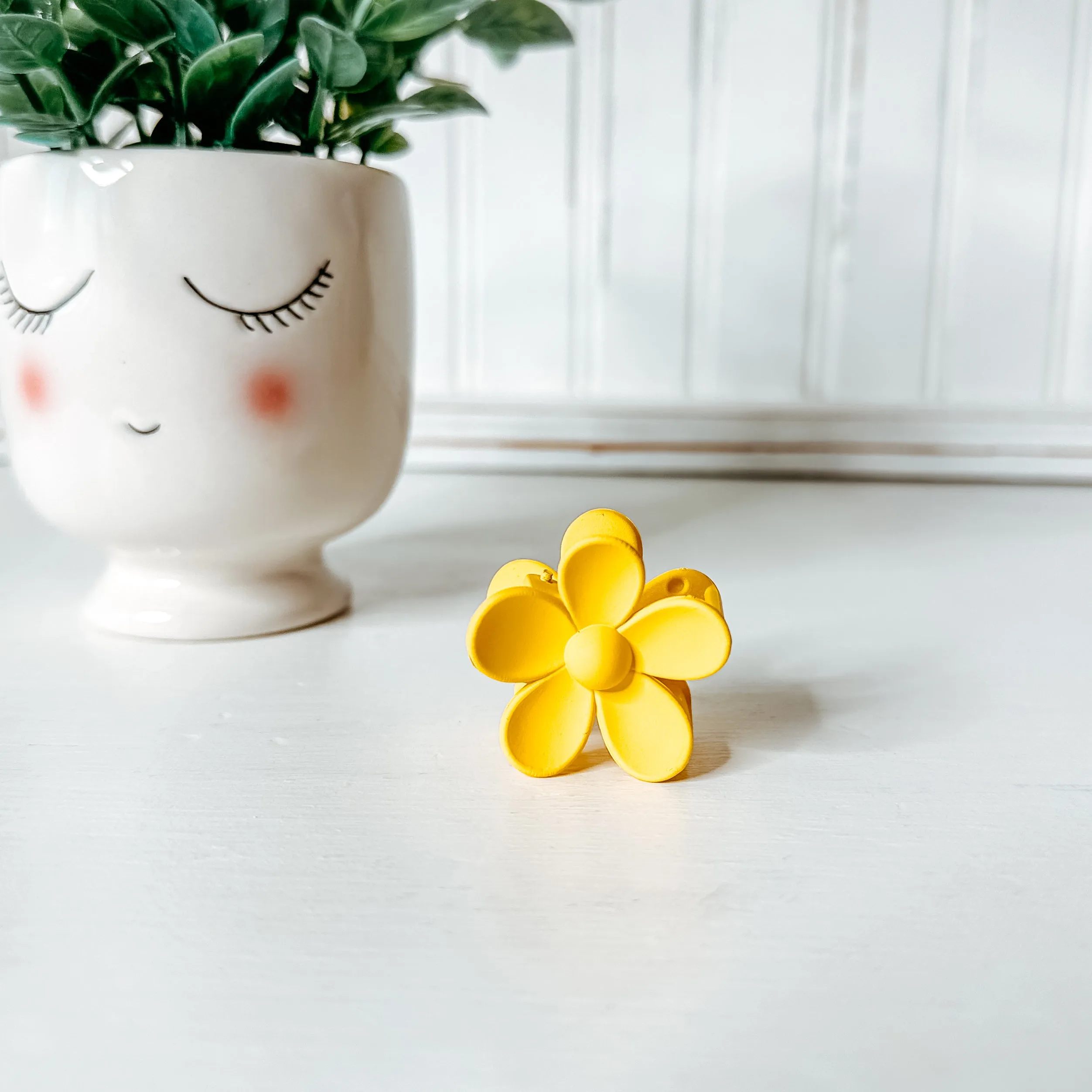 Mini Crazy Daisy Claw Hairclip