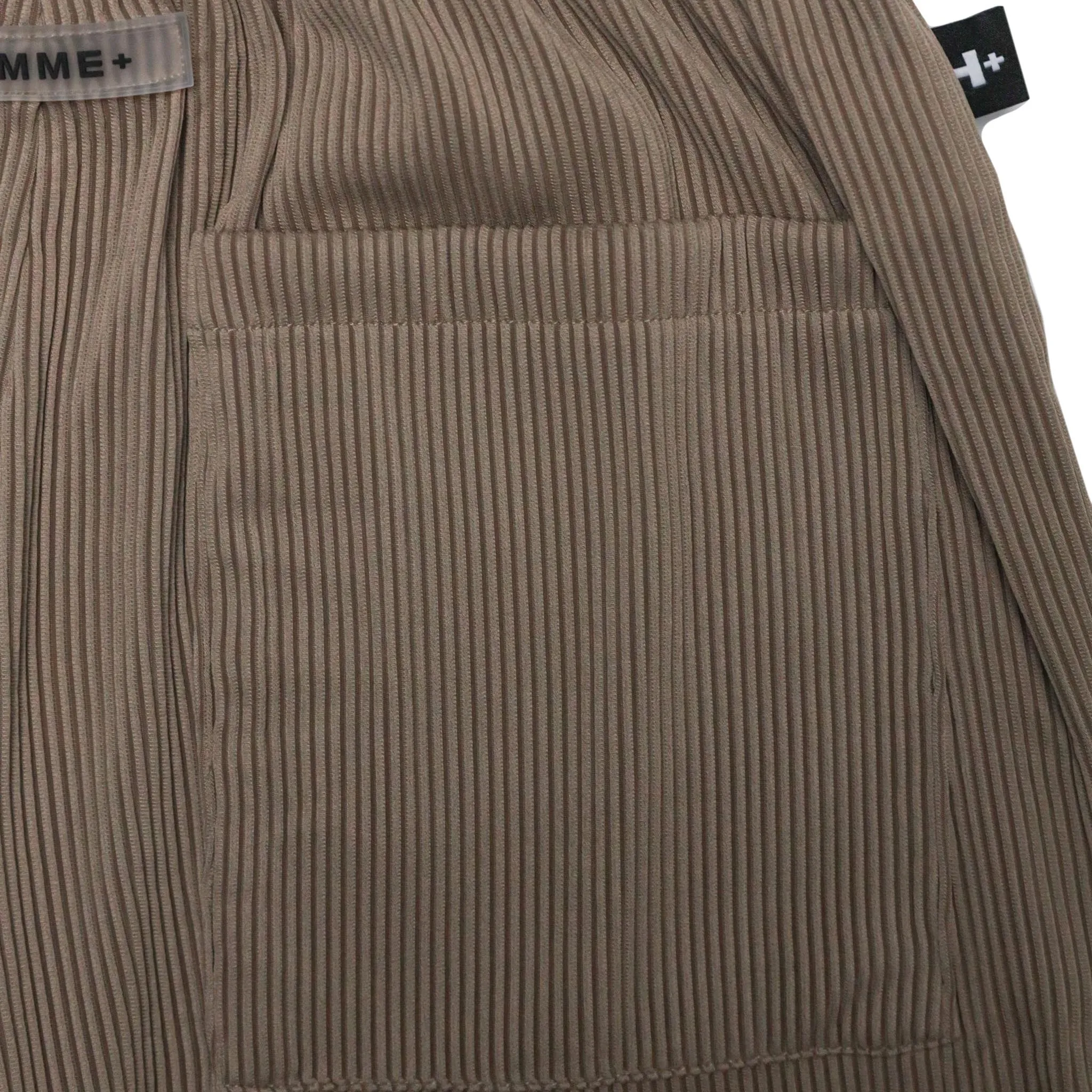 Pleating Jogger