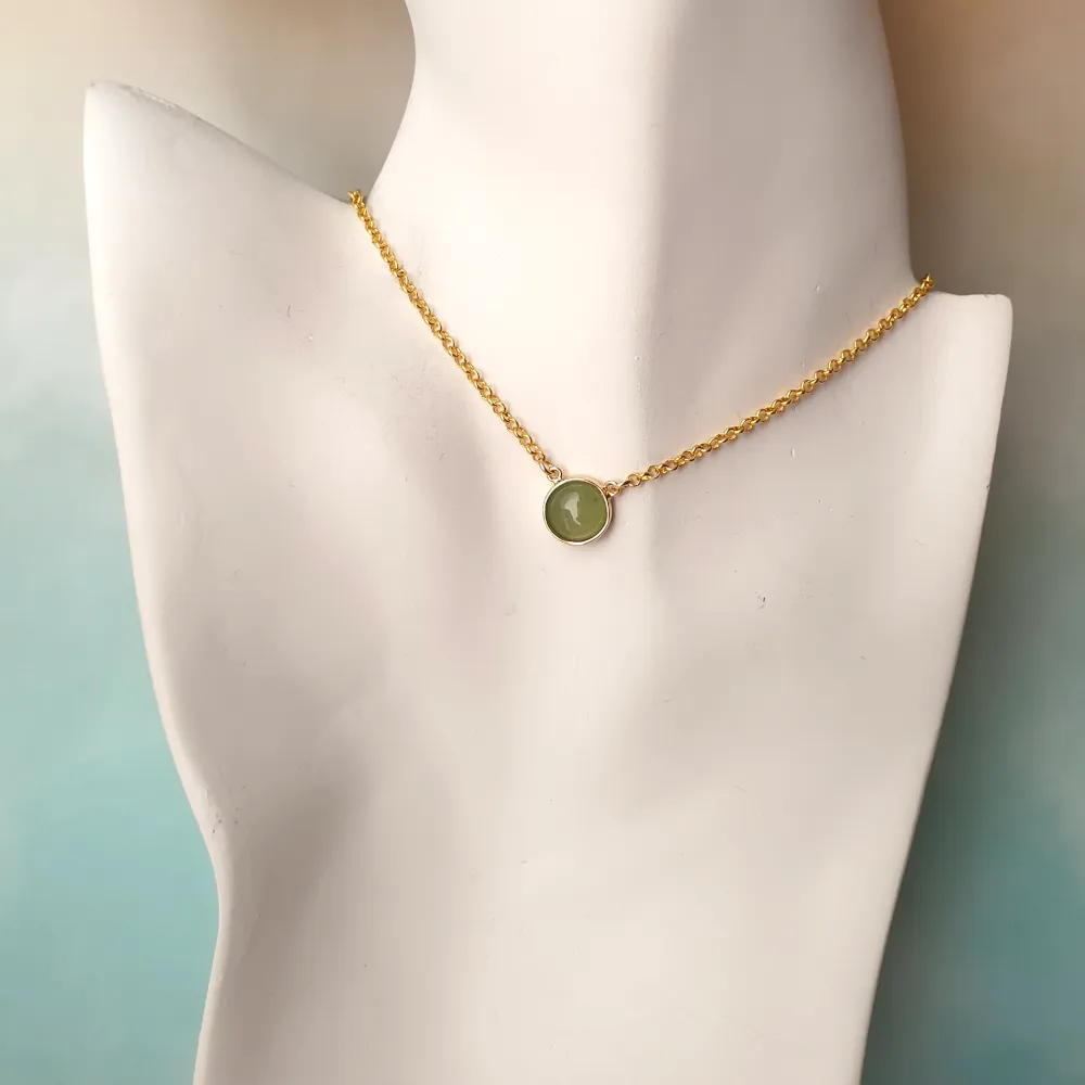 Round Bezel Single Gem Drop Pendant Necklace