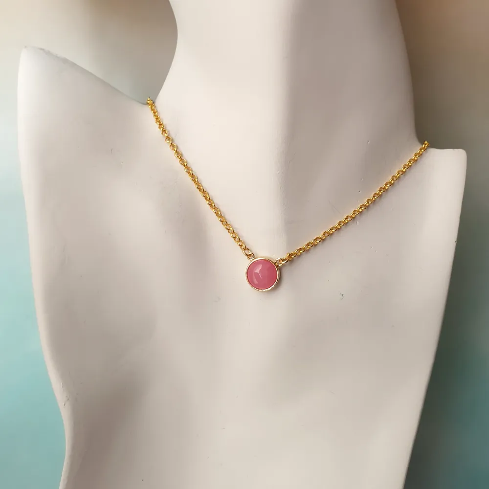 Round Bezel Single Gem Drop Pendant Necklace