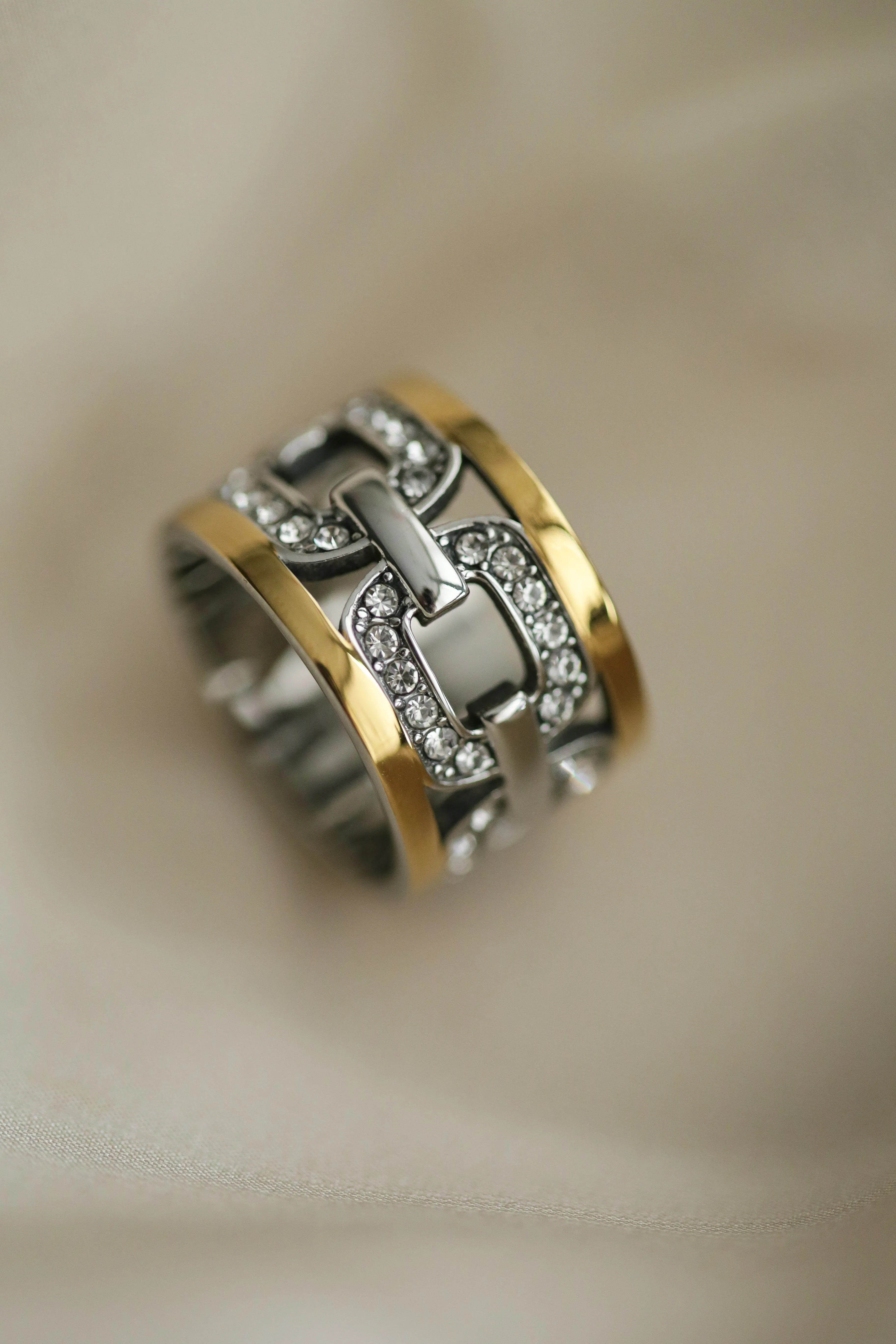 Two Tone Link Ring